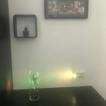 Russell's House In The Center & Appartement